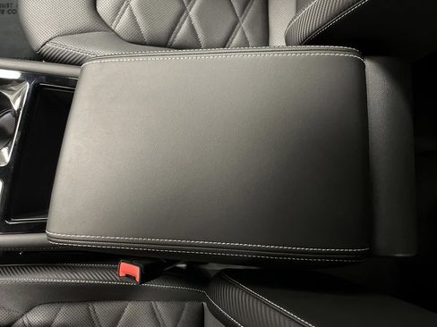 Used 2025 Volkswagen Atlas Cross Sport SE w/ Panoramic Sunroof Package image 21