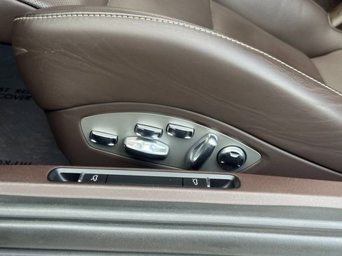 Used 2019 Porsche 911 image 41