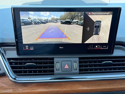 Used 2022 Audi Q5 2.0T Premium Plus w/ Premium Plus Package image 33