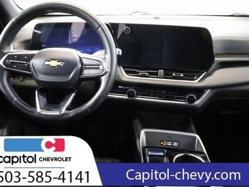Used 2025 Chevrolet Equinox LT w/ Convenience Package II AWD/4WD image 15