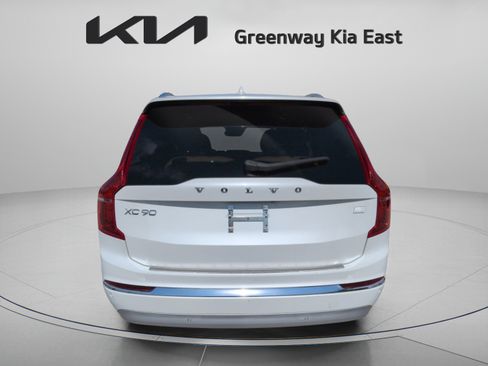 Used 2022 Volvo XC90 T8 Inscription w/ Advanced Package AWD/4WD image 7