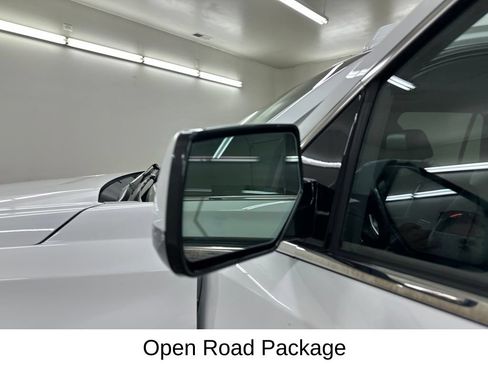 Used 2020 GMC Yukon SLT w/ Open Road Package AWD/4WD image 19