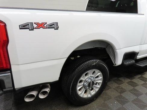 Used 2024 Ford F250 XLT AWD/4WD image 30