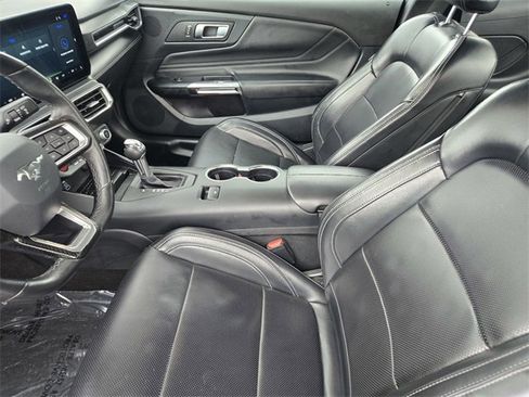 Used 2024 Ford Mustang Premium image 20