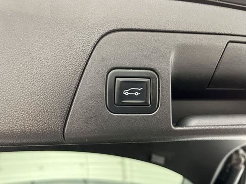 Certified 2023 Buick Envision Avenir AWD/4WD image 32