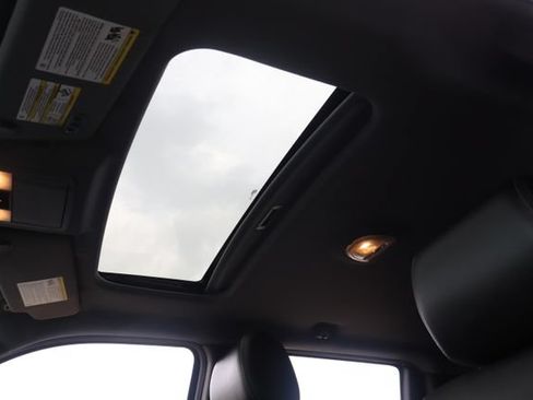 Used 2014 Ford F150 Lariat w/ Equipment Group 502A Luxury AWD/4WD image 20