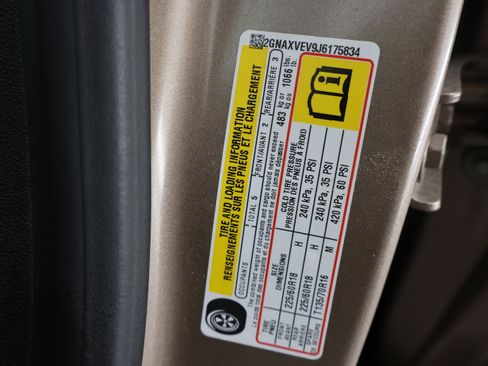 Used 2018 Chevrolet Equinox Premier image 60