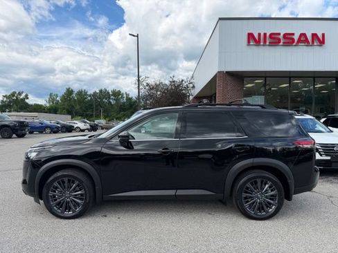 New 2026 Nissan Pathfinder SL AWD/4WD image 9
