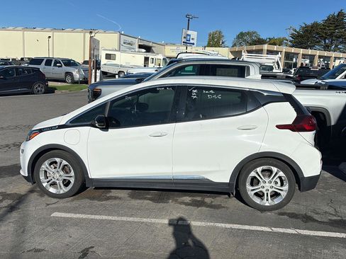 Used 2020 Chevrolet Bolt LT image 3
