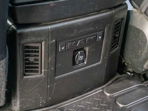 Used 2018 RAM 2500 Laramie w/ Sport Appearance Group image 38