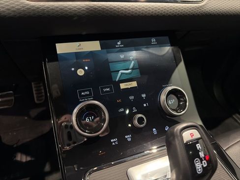 Used 2023 Land Rover Range Rover Evoque R-Dynamic S AWD/4WD image 17