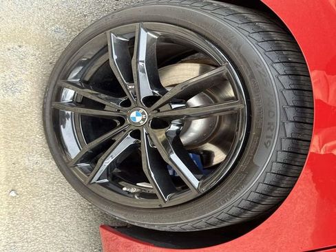 Used 2024 BMW M340i w/ Premium Package image 7