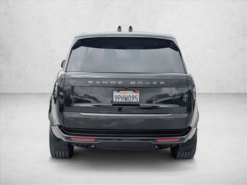 Used 2025 Land Rover Range Rover SE AWD/4WD image 7