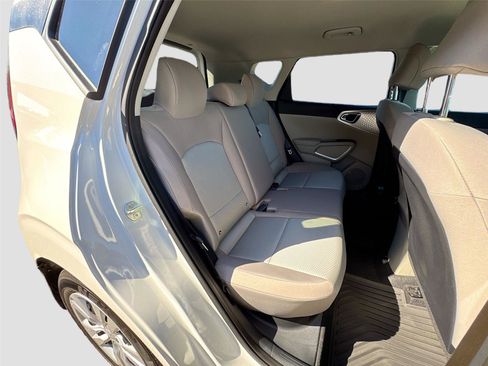 Used 2023 Kia Soul LX image 24