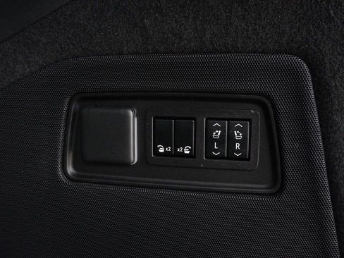 Used 2023 Cadillac Escalade Premium Luxury w/ LPO, Floor Liner Package AWD/4WD image 28