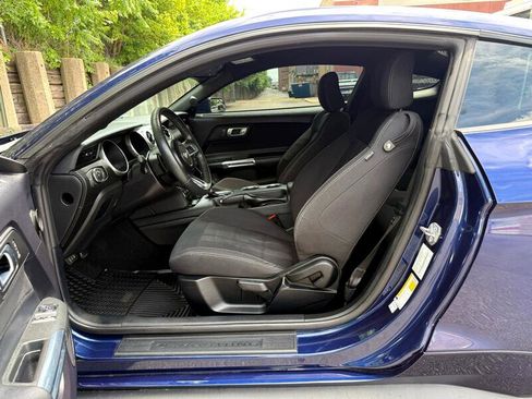 Used 2019 Ford Mustang Coupe image 13