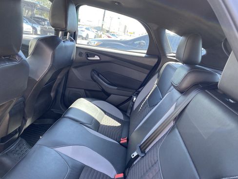 Used 2016 Ford Focus ST w/ Equipment Group 401A FWD image 18