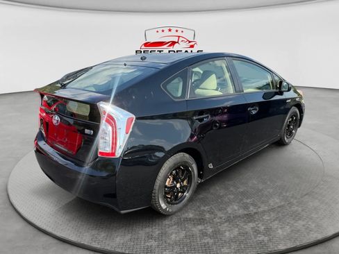 Used 2012 Toyota Prius Two FWD image 5