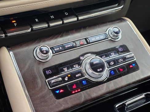 Used 2020 Lincoln Aviator Reserve w/ Equipment Group 201A image 29