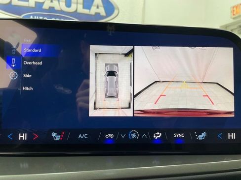 New 2026 Chevrolet Traverse LT image 5