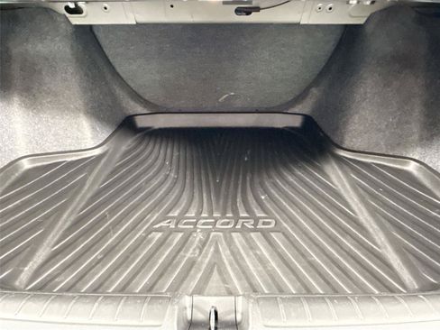 Used 2019 Honda Accord LX image 33