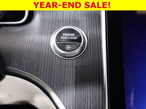 Used 2025 Mercedes-Benz C 300 4MATIC Sedan image 26