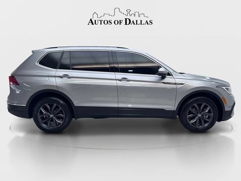 Used 2023 Volkswagen Tiguan SE w/ Panoramic Sunroof Package FWD image 10