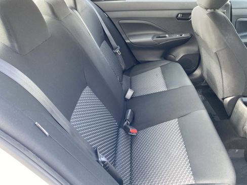 Used 2023 Nissan Versa S w/ Trunk Package image 11