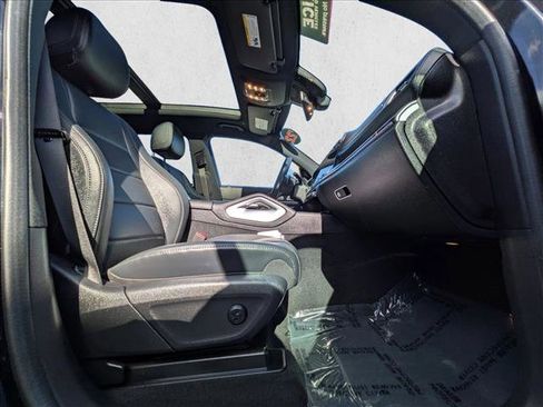 Certified 2022 Mercedes-Benz GLS 450 4MATIC image 23