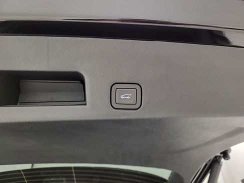 New 2026 Chevrolet Traverse LT w/ Driver Confidence Package image 2