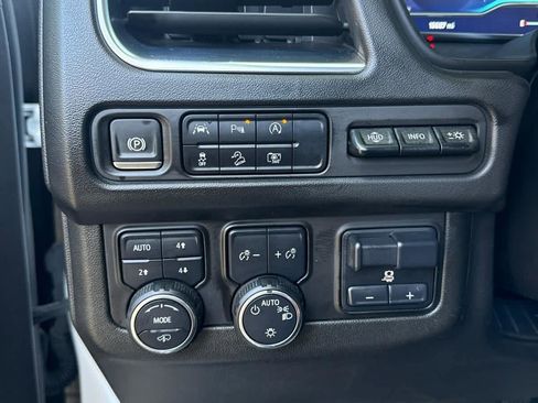 Used 2024 Chevrolet Tahoe High Country image 22