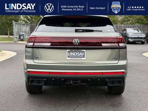 New 2026 Volkswagen Atlas Cross Sport SEL R-Line image 3