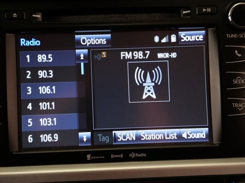 Used 2018 Toyota Highlander Plus image 22