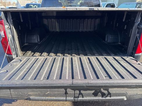 Used 2021 Chevrolet Silverado 1500 LT image 23