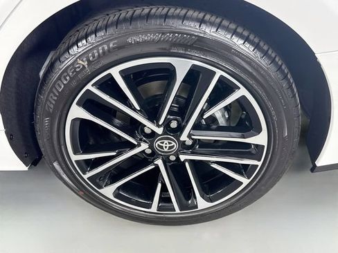 Certified 2026 Toyota Camry XLE FWD image 32