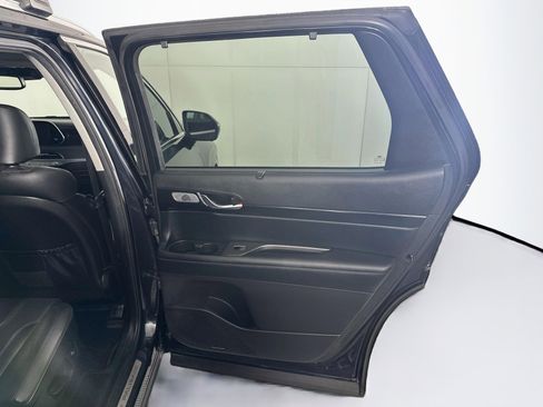 Used 2021 Hyundai Palisade Limited w/ Cargo Package FWD image 33