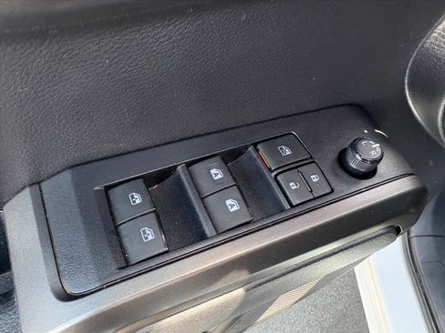 Used 2022 Toyota Tacoma TRD Sport w/ Technology Package AWD/4WD image 22