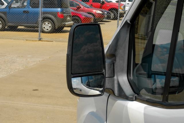 Used 2018 Ford Transit 250 130 Medium Roof RWD image 41
