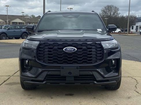 New 2026 Ford Explorer ST-Line w/ ST-Line Street Pack RWD image 6