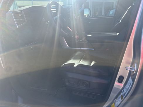Used 2023 Toyota Sequoia Platinum RWD image 2