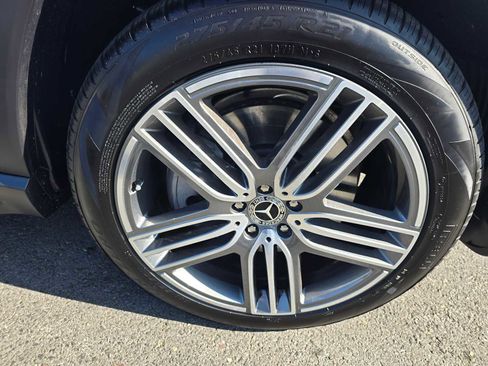 Used 2026 Mercedes-Benz GLS 450 GLS 450 image 9