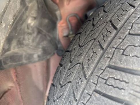 Used 2016 Nissan Rogue S FWD image 12