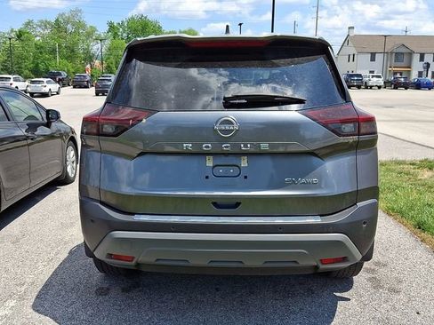 Used 2023 Nissan Rogue SV w/ SV Premium B Package AWD/4WD image 5