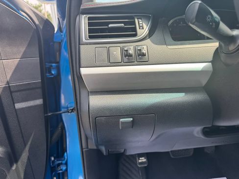 Used 2017 Toyota Camry SE FWD image 13