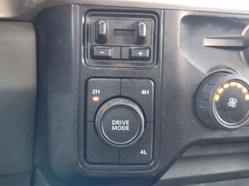 Used 2024 Ford F350 XLT w/ FX4 Off-Road Package image 23