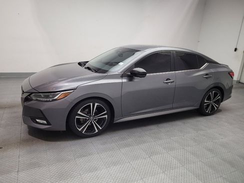 Used 2021 Nissan Sentra SR w/ SR Premium Package FWD image 2