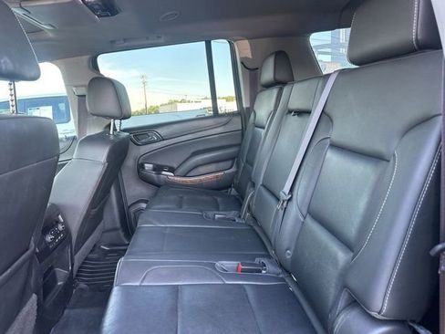 Used 2017 Chevrolet Suburban Premier image 7
