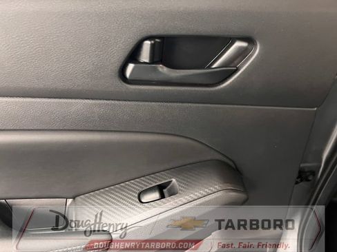 Used 2025 Nissan Altima 2.5 SV FWD image 30