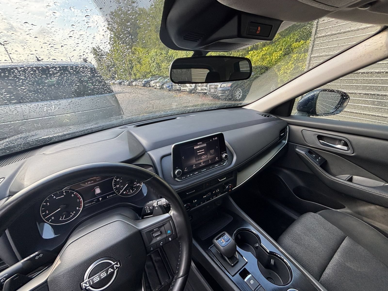 Used 2025 Nissan Rogue SV AWD/4WD image 29