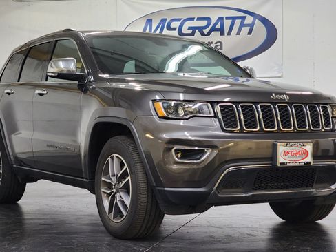 Used 2020 Jeep Grand Cherokee Limited AWD/4WD image 2